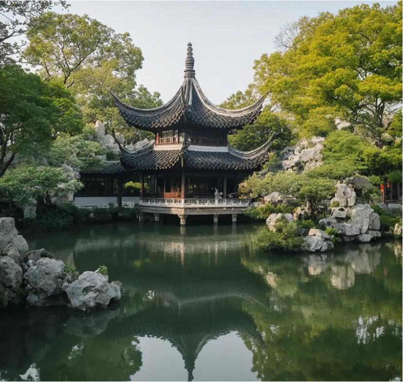 巴中夏日餐饮有限公司